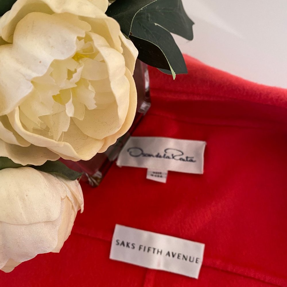 Oscar de la Renta 100% Cashmere jacket 8 Saks Fifth Ave., SOFT, gorgeous color!
